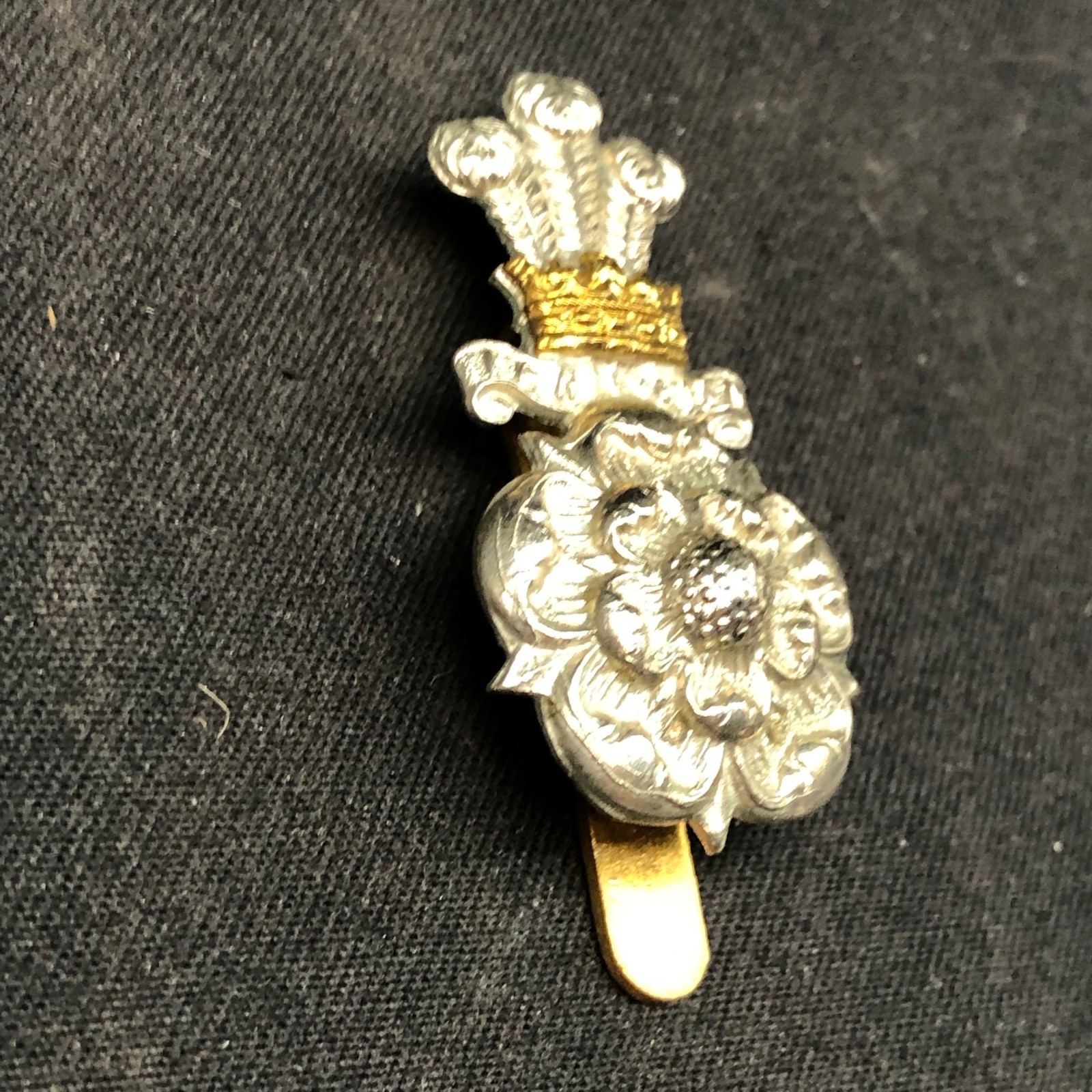Yorkshire Hussars - Original British Army Cap Badge