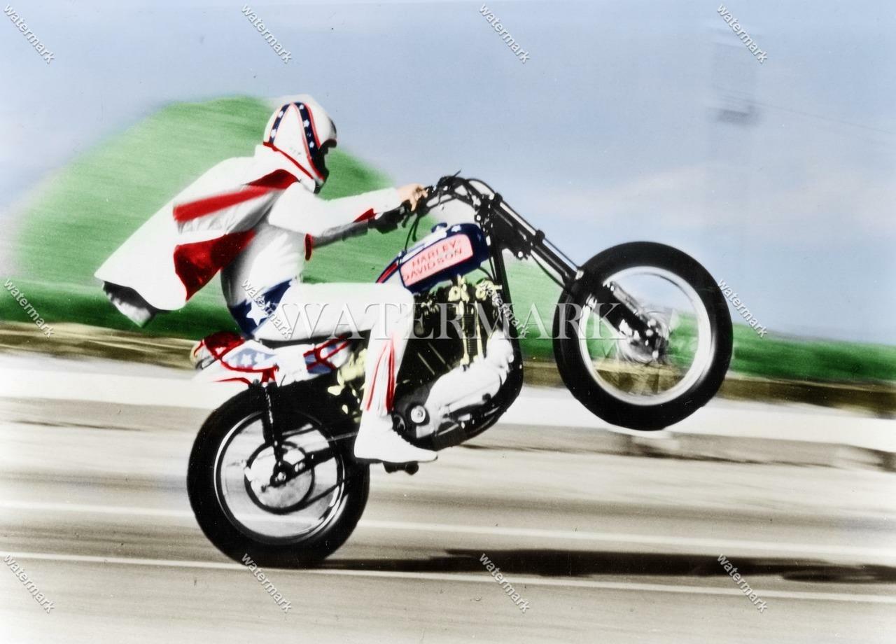 CM305 Evel Knievel Daredevil Stuntman 8x10 11x14 16x20 Colorized Photo
