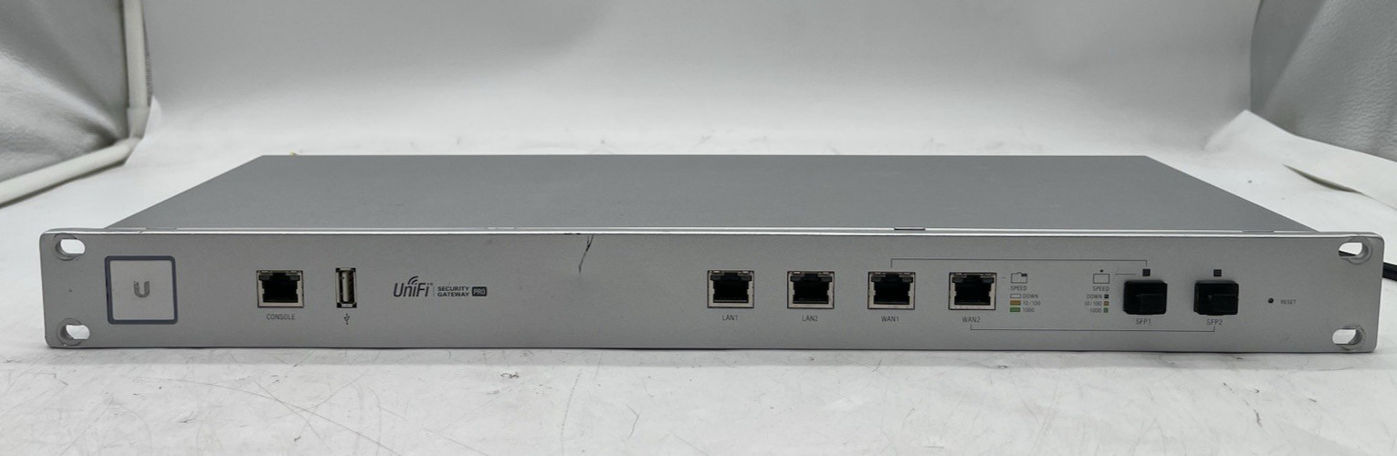 Ubiquiti Networks USG-PRO-4 Enterprise Gateway Router W/Power Supply