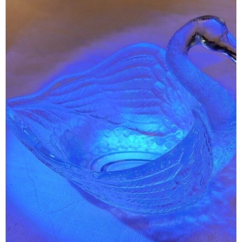 Glass Swan Candy Dish for Parties and Home Décor