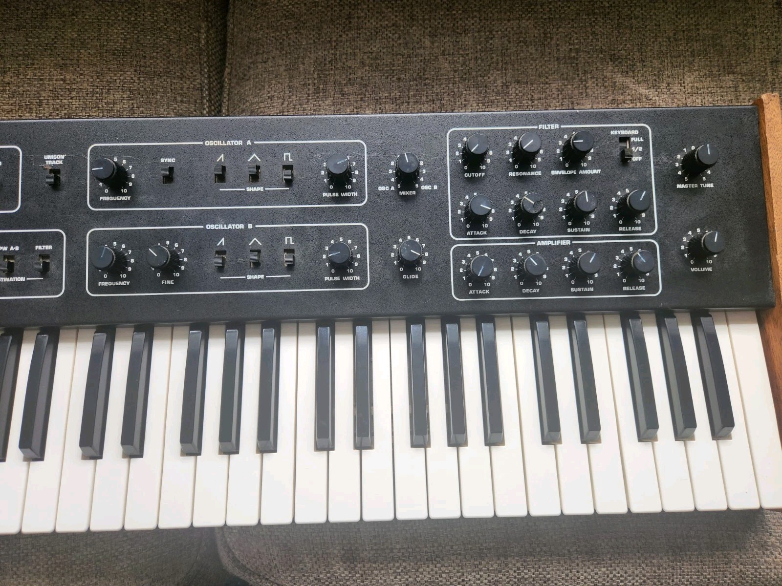 Sequential Circuits Prophet 600 vintage analog synthesizer