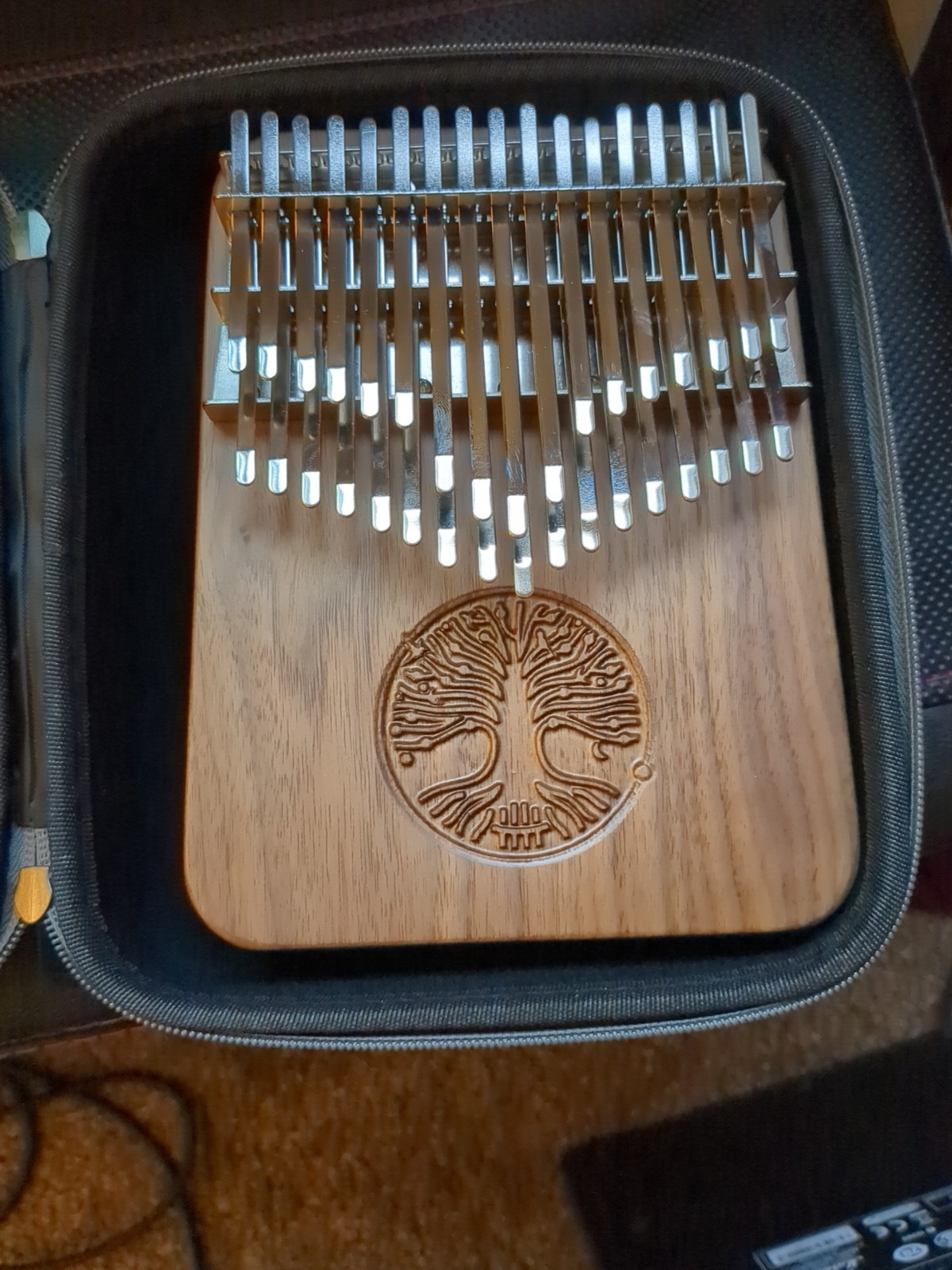 Hluru Kalimba Thumb Piano (34-keys Lifetree) 34-keys Lifetree