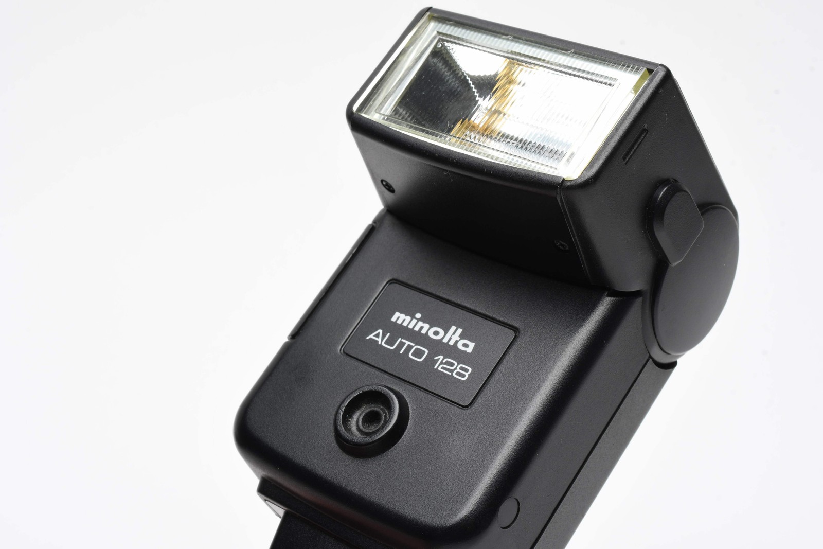 Minolta Auto 128 electronic flash, nice & clean, tested, w/Case+Manual+Diffuser