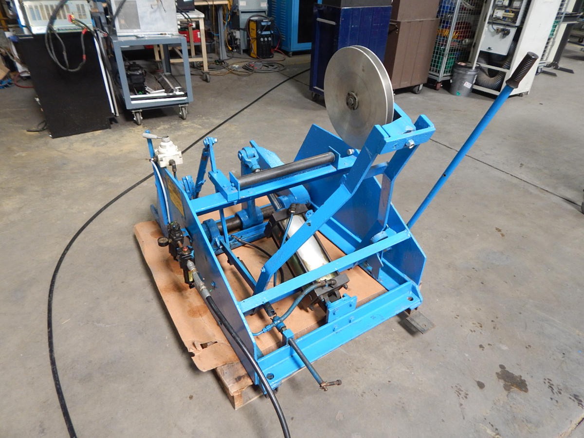 DAVIS STANDARD 16-36X18 FEEDER SHAFTLESS PAYOFF M3143