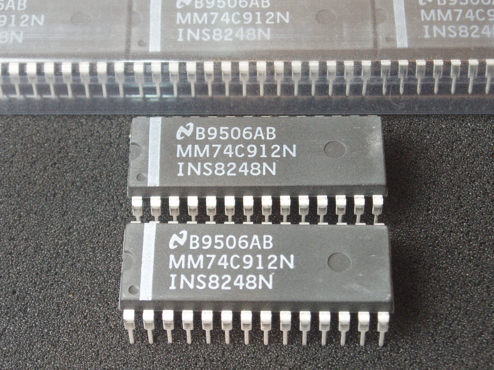 Qty 2: National Semi MM74C912N 6-Digit BCD Display Controller/Driver NOS