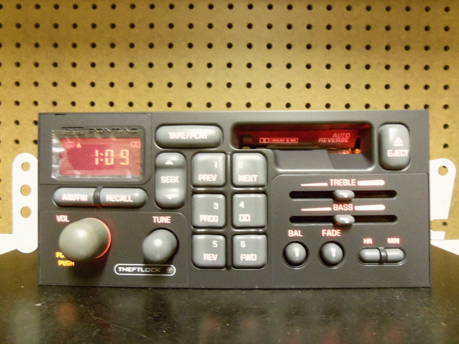 Pontiac factory OEM cassette player radio stereo 94 95 96 97 98 99 00 16228052