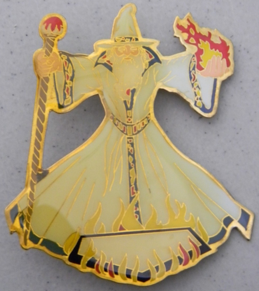 MYTHICAL WIZARD MERLIN YELLOW LAPEL PIN BACK / PINBACK NEW