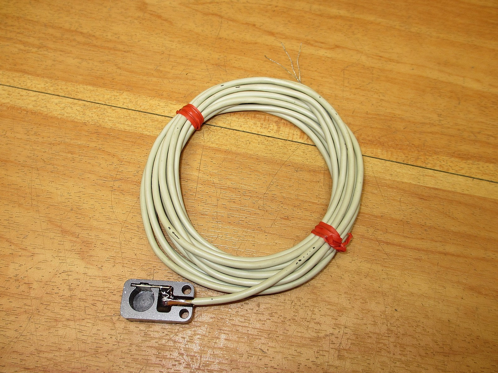 PHD 10688-2-12 *NEW OLD STK* Hall Effect Sensor