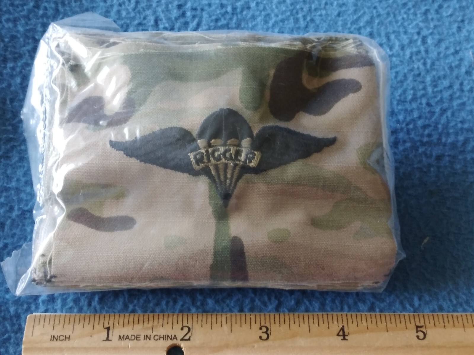 BUNDLE OF 20 - U.S. ARMY CAMO RIGGER Badge Sew-On PATCHES - NEW SEALED