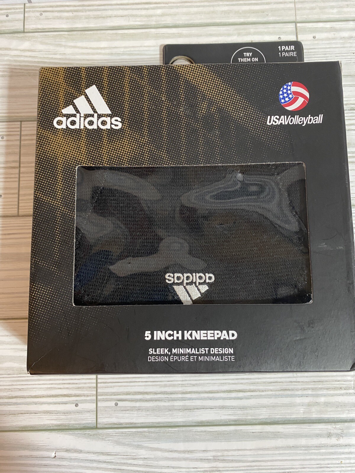 Adidas USA Volleyball 5 Inch Knee Pads Mens/Womens Black White Logo Size L NIB