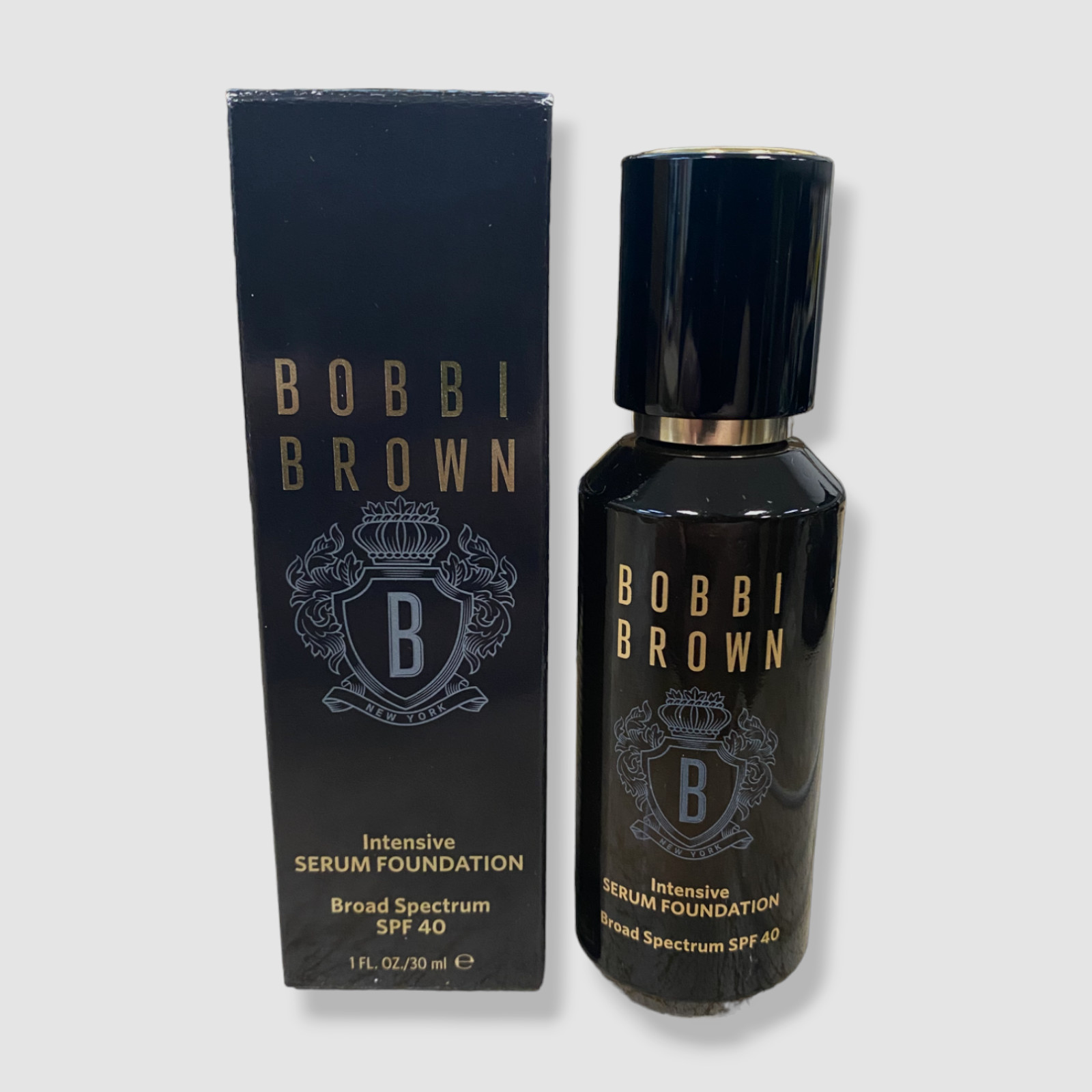 $76 Bobbi Brown W-026 Warm Ivory Intensive Serum Foundation SPF 40 | 1.0 oz.