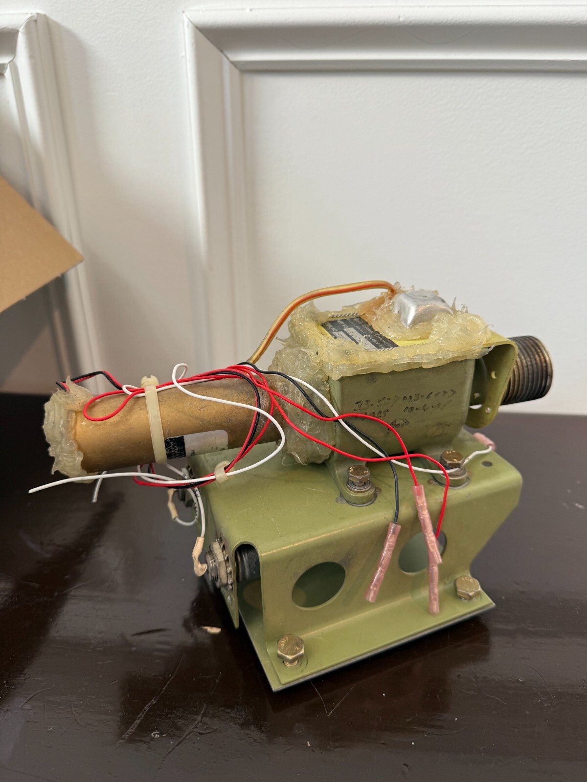 Beech Aircraft UNK ACTUATOR ASSEMBLY P/N 33-524023-6077