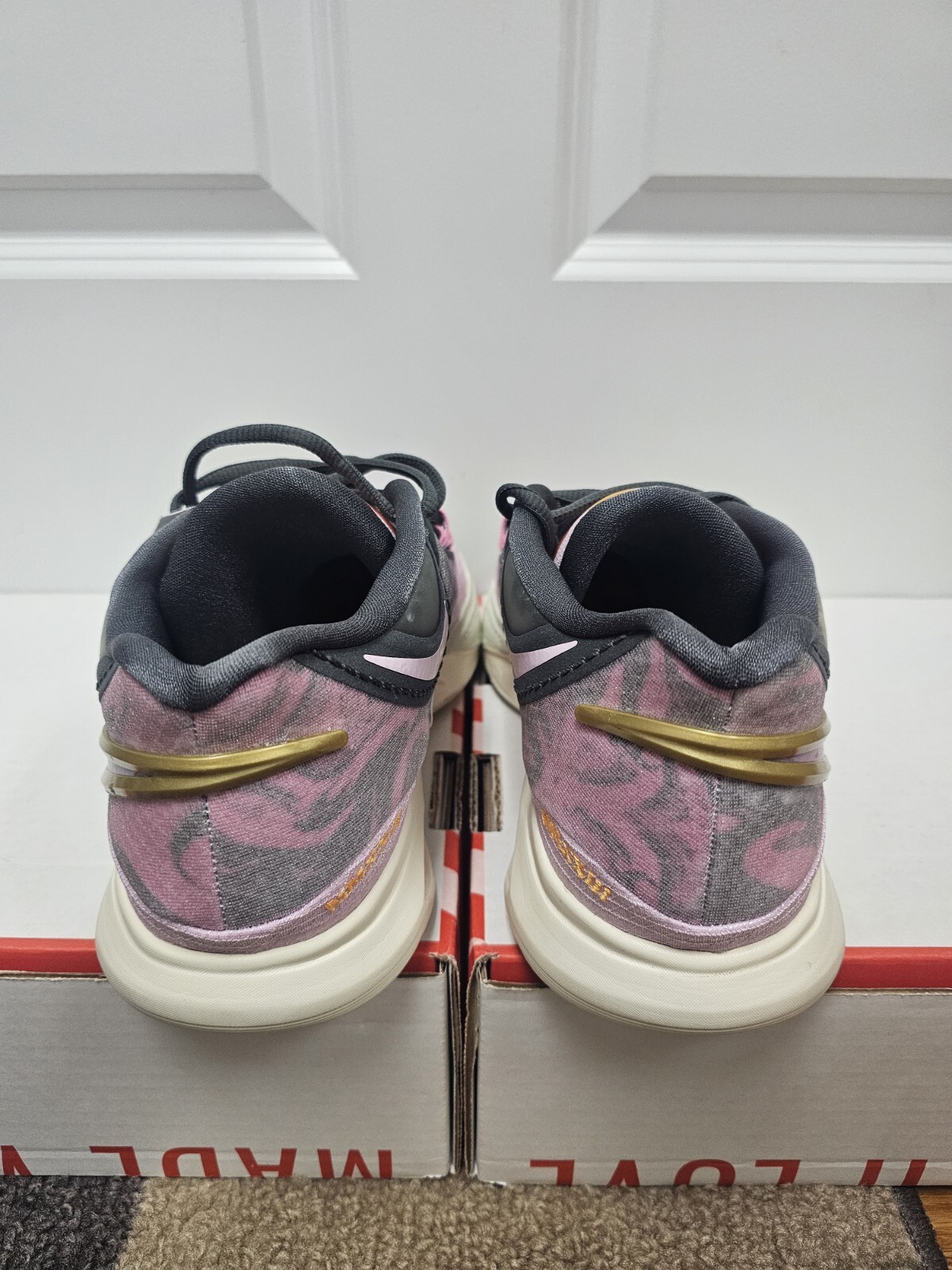 Nike Kyrie 8 ASW | Basketball Shoes | Purple/Pink | M 13 | W 14.5 | EU 47.5 -NEW