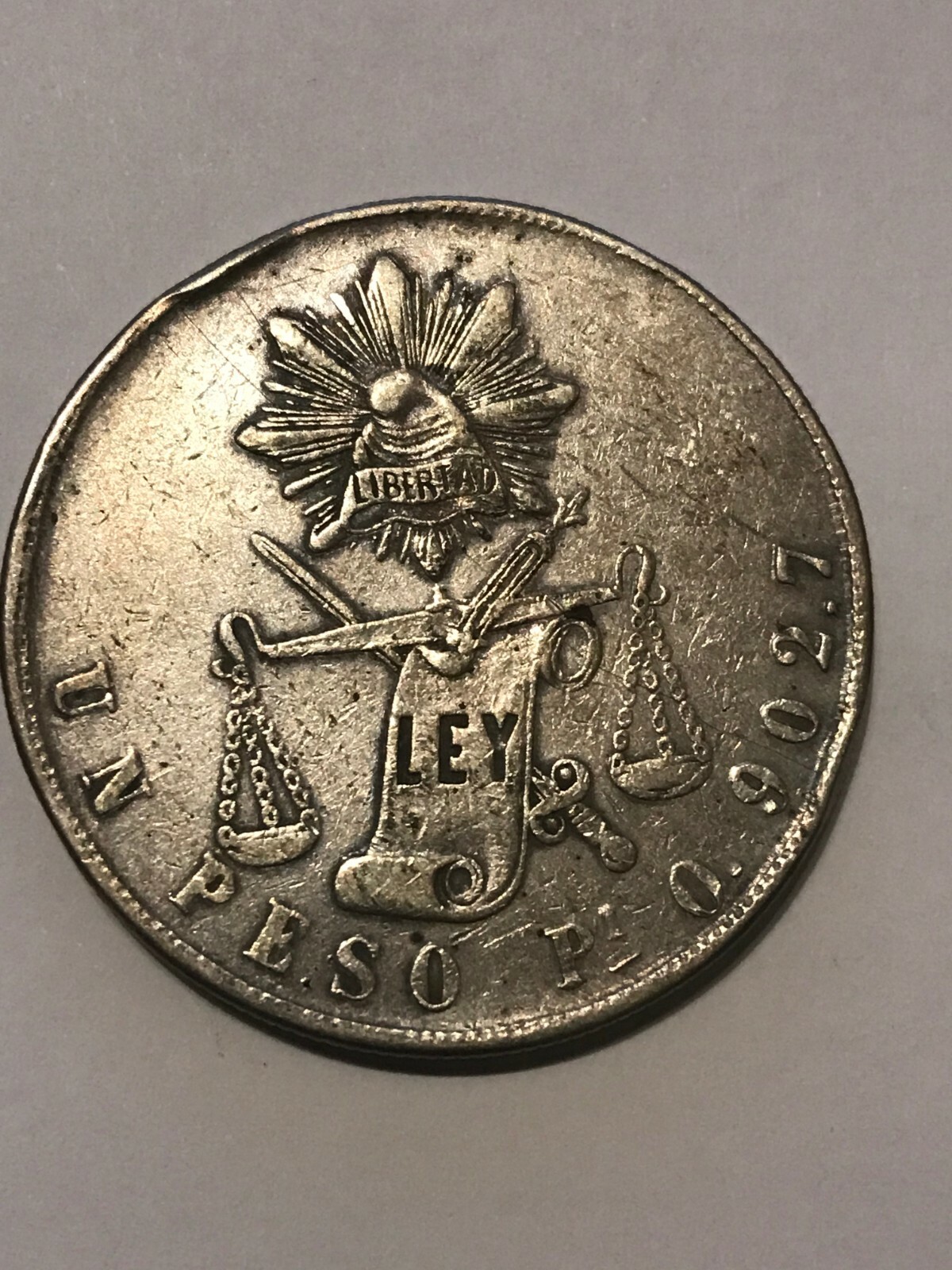Silver Coin MEXICO 1871 - UN PESO LIBERTY SCALES UNCIRCULATED .!