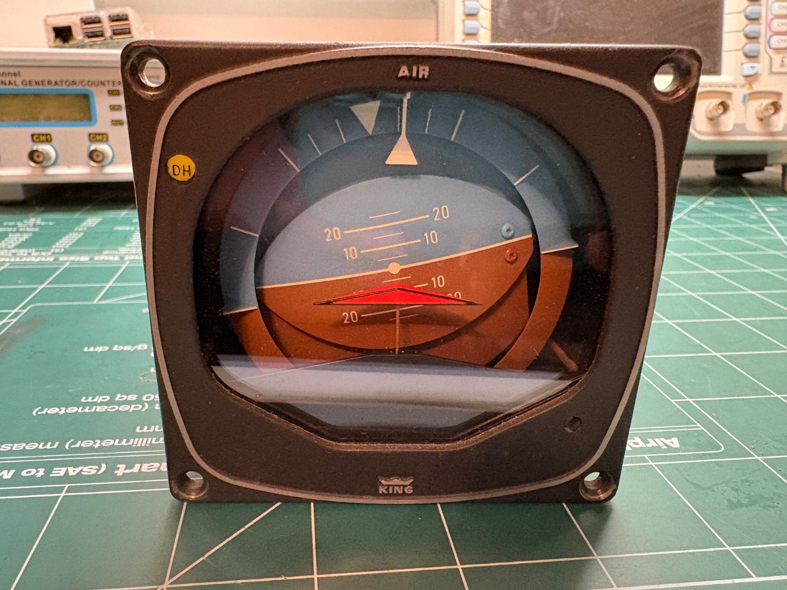 Bendix/King KI 256 Flight Command Indicator P/N 060-0017-00