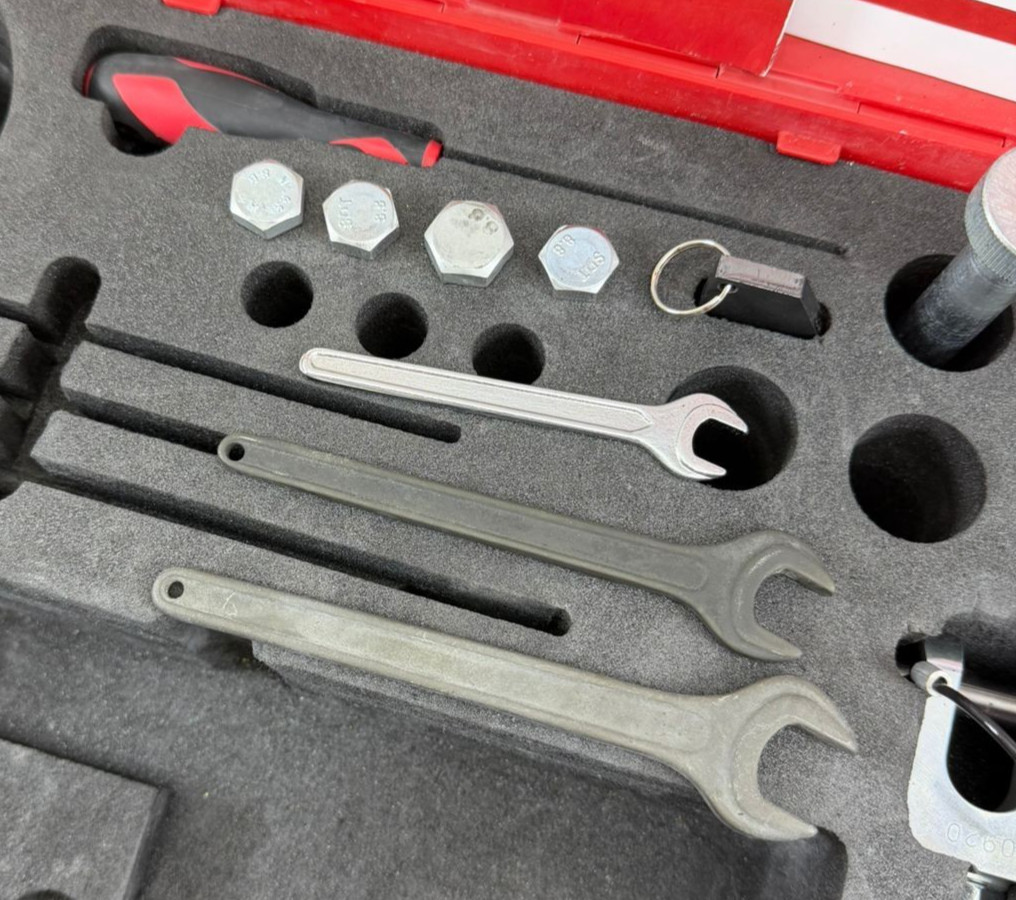 HYDRAJAWS M2000 PRO TESTER KIT *NEW IN CASE*