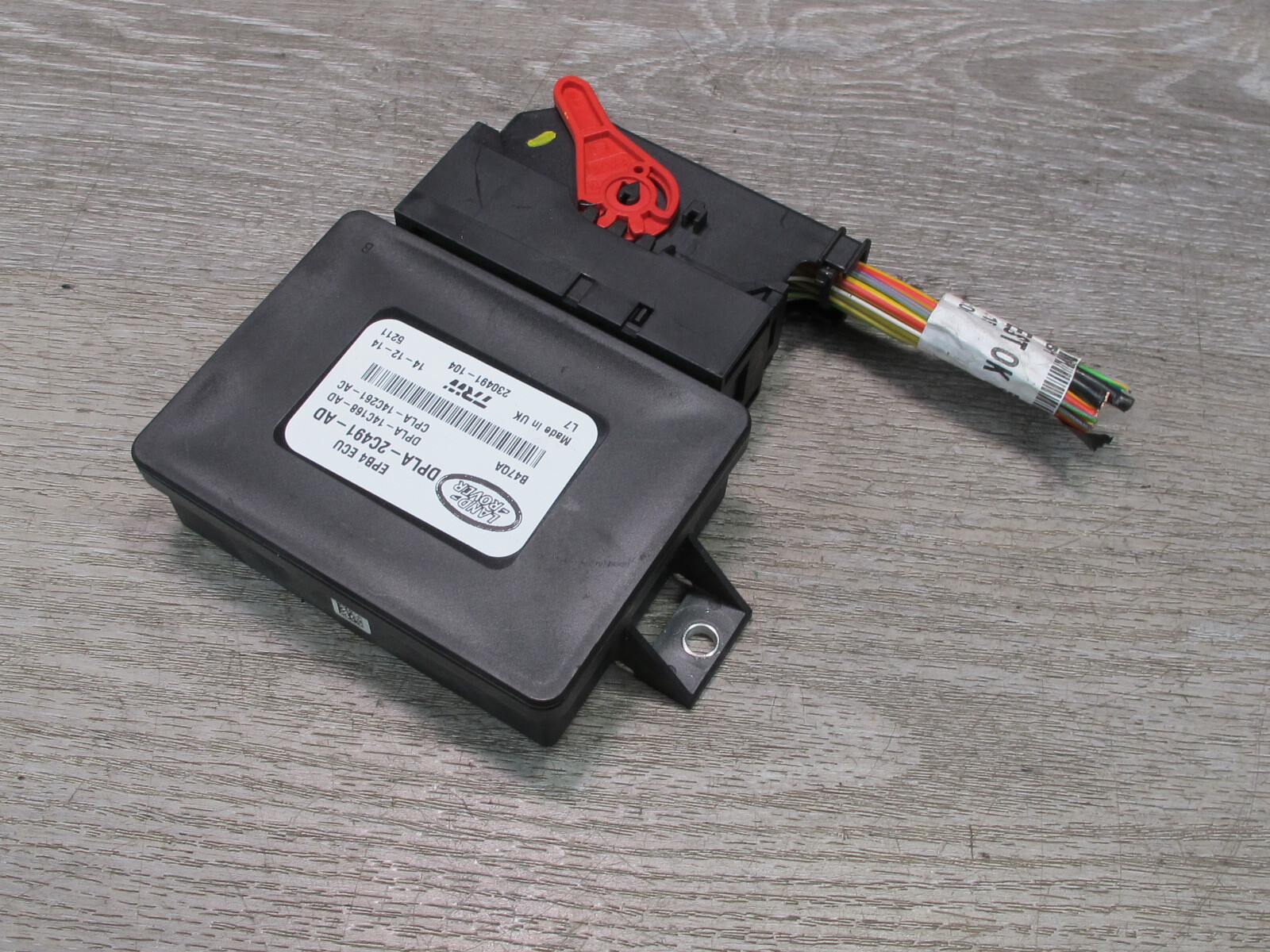 2014-2015 LAND RANGE ROVER L405 ELECTRIC PARKING BRAKE CONTROL MODULE