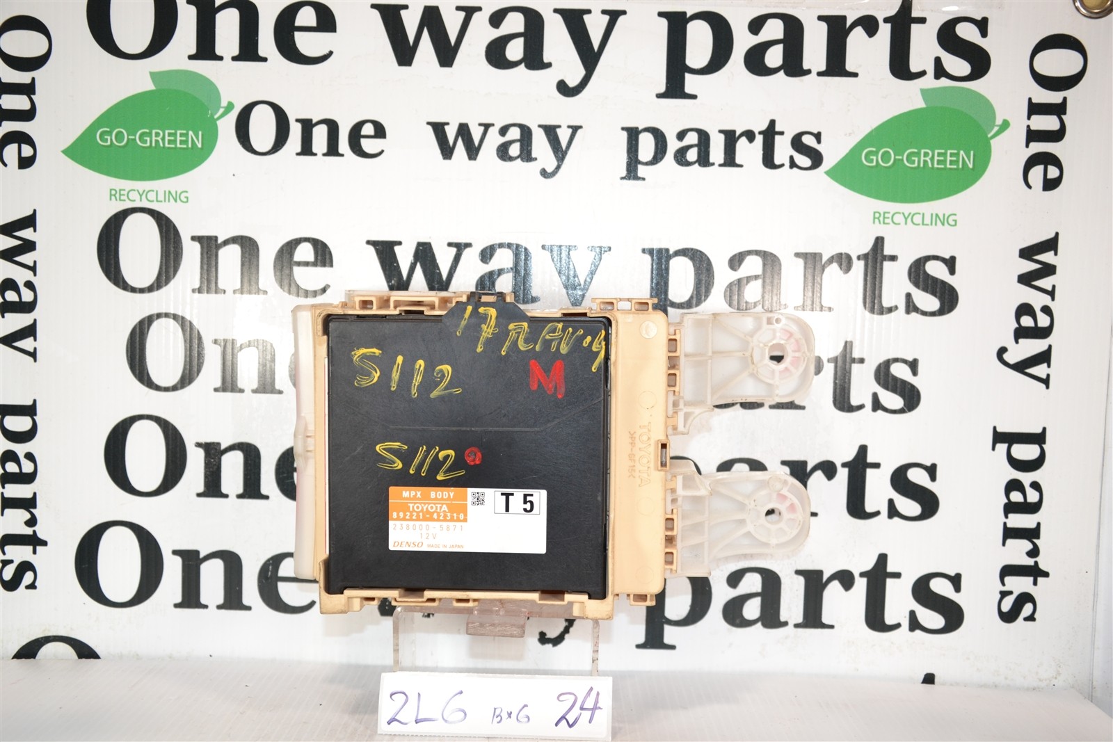 89221-42310 TOYOTA RAV-4 2013-18 MULTIPLEX NETWORK BODY CONTROL MODULE 2L6 24 B6