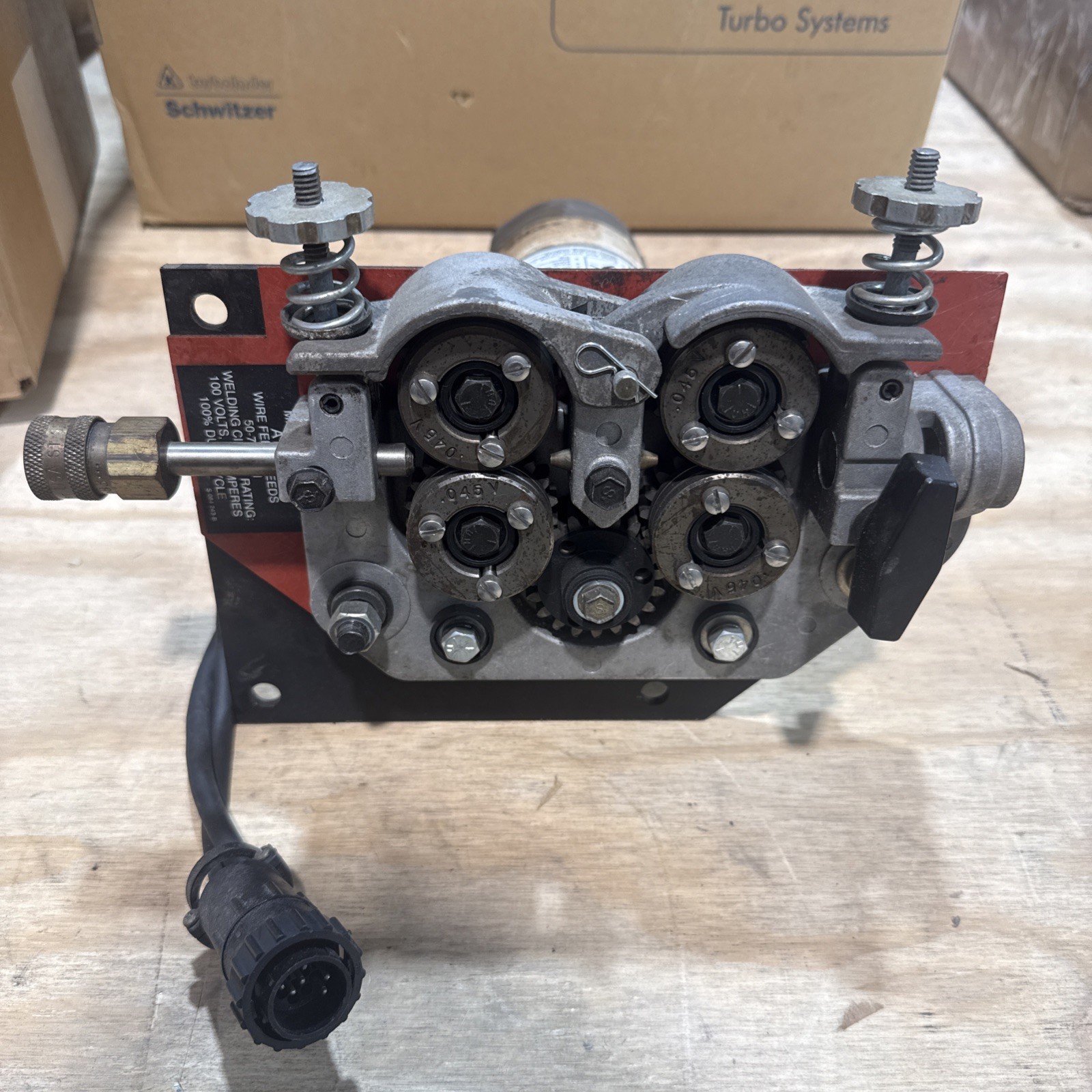 MillerMatic A1D-4 wire feeder Used Working 100V 750A