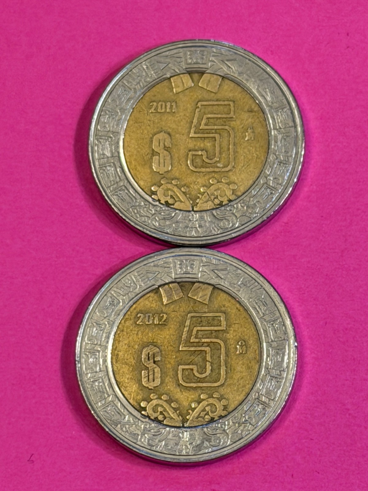 COIN MEXICO 2011 - 2012  5  PESOS  BI- METALLIC CIRCULATED  FREE SHIPPING