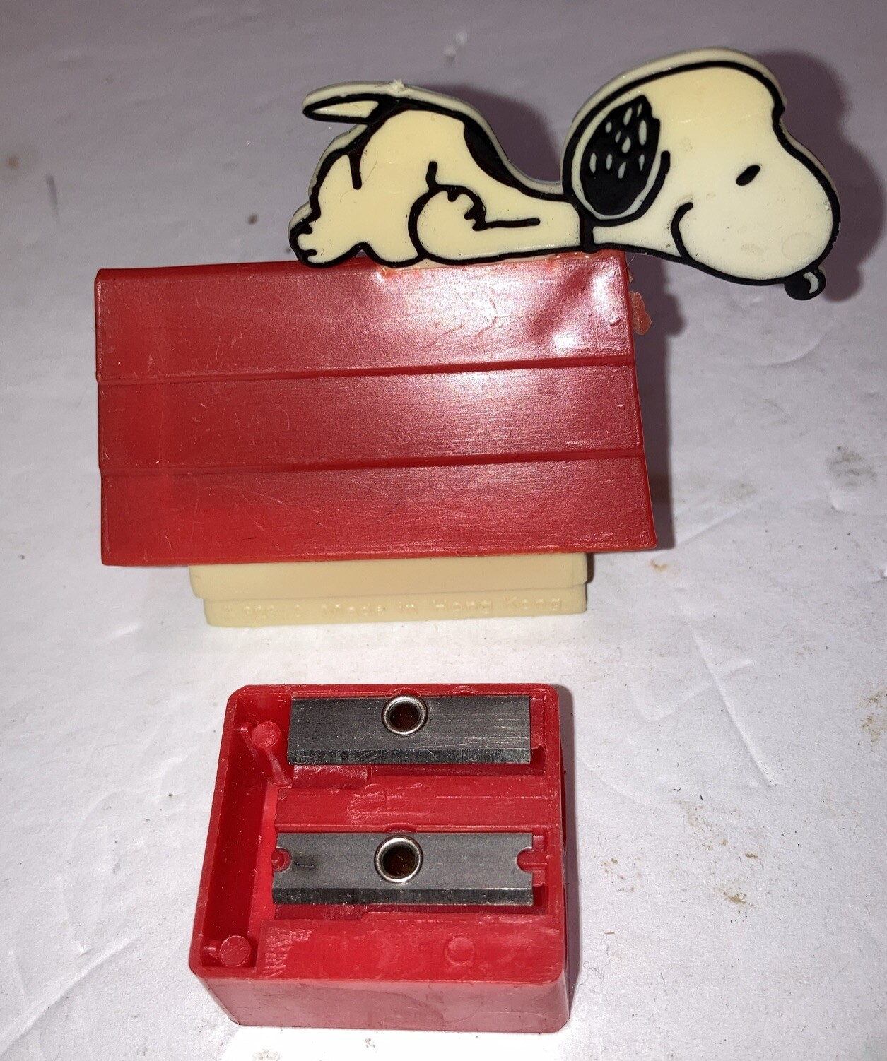 Vintage 1958 Snoopy Dog House Peanuts Charlie Brown 2 Hole Pencil Sharpener 3”