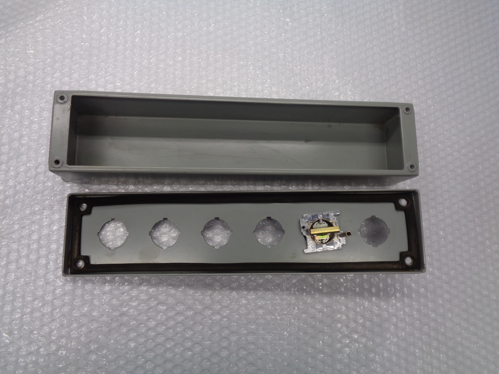 HOFFMAN A-152 ENCLOSURE NSNP
