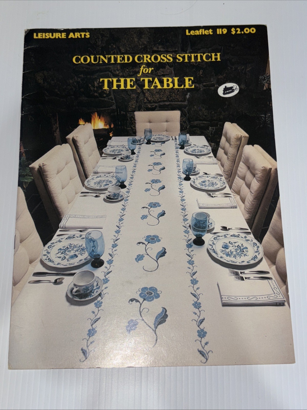 Counted Cross Stitch For The Table Leisure Arts Leaflet 119