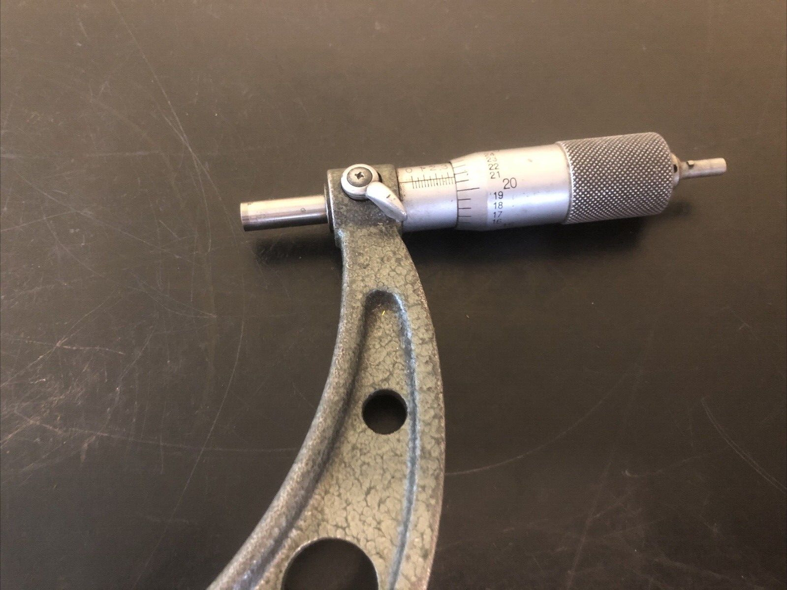 Mitutoyo 5-6” Outside Micrometer #103-182A .001"