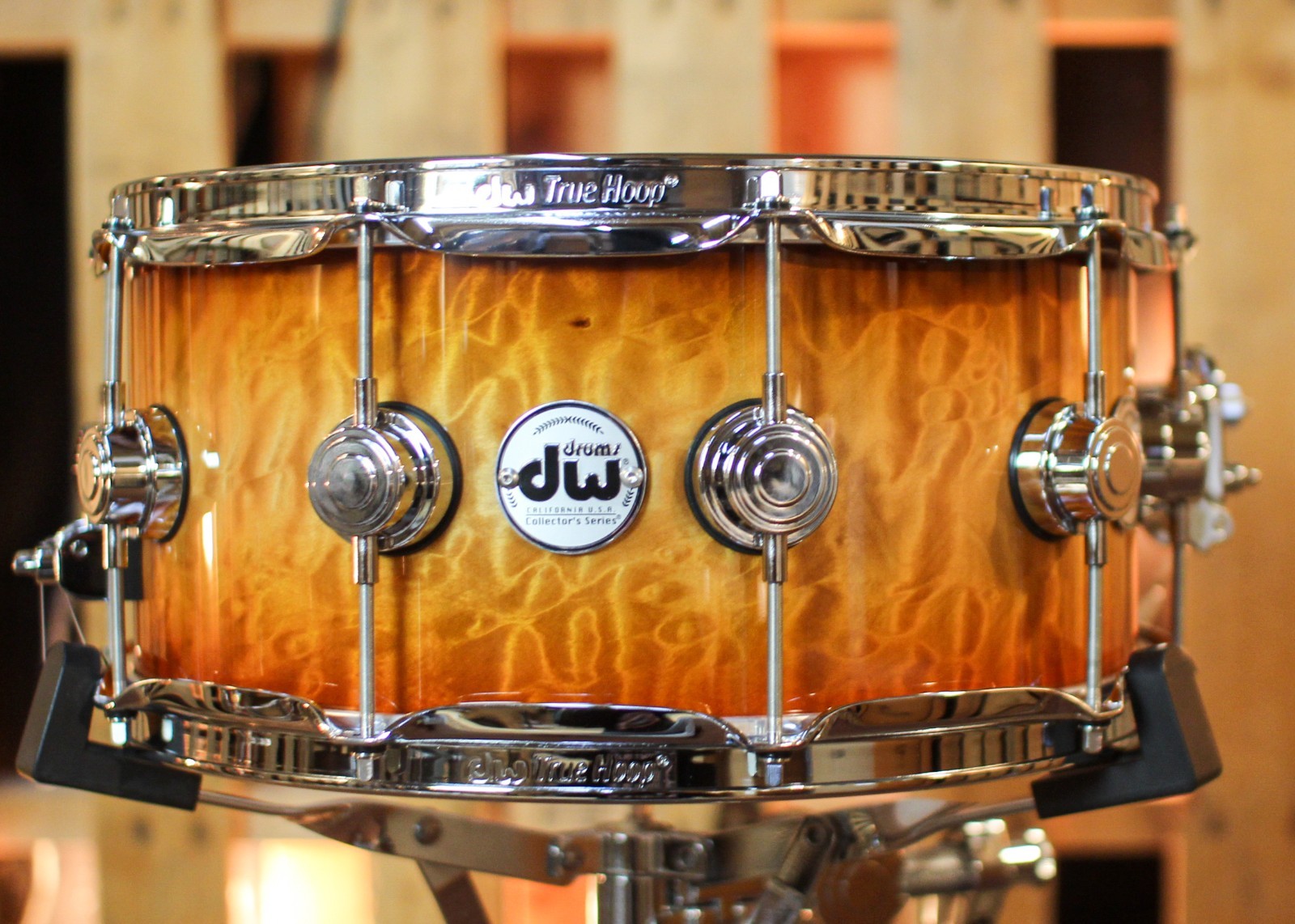 DW 6.5x14 Collectors 333 Almond Burst over Quilted Maple Snare Drum - SO#1434411