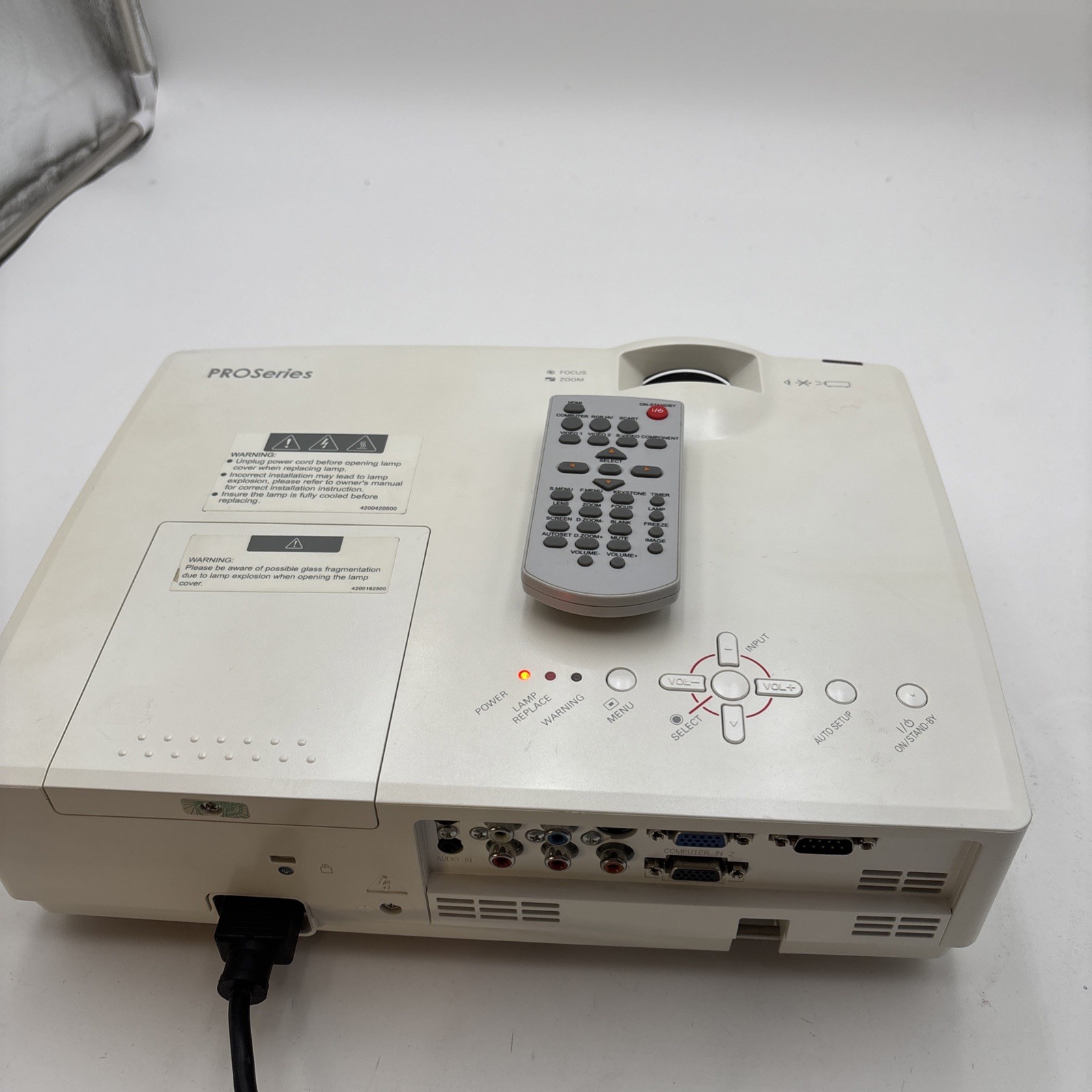 PRO Series Crius-H Projector
