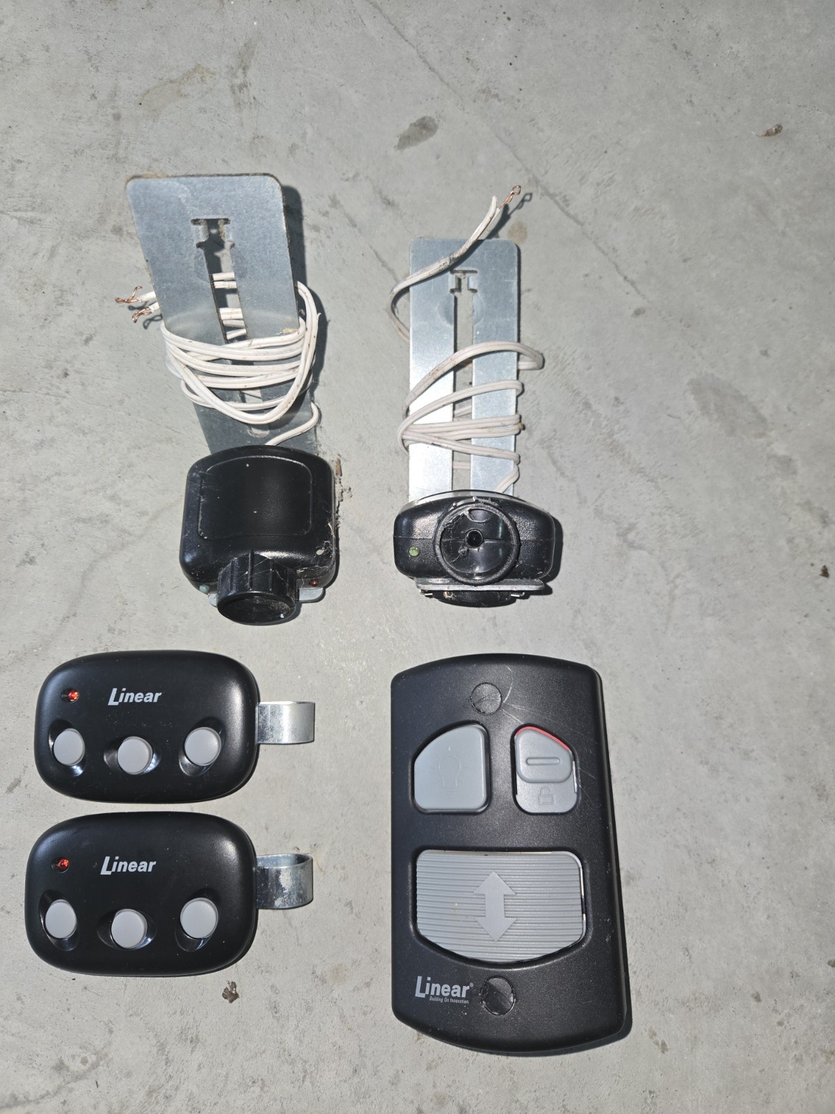 2 Linear LDO50 Remotes- MCT-3  DNT00089 & Sensors Bundle