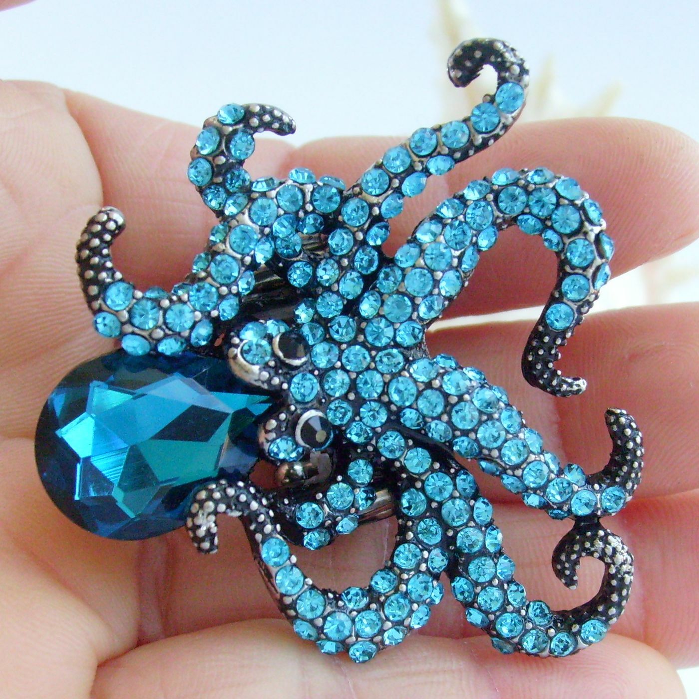 Unique Adjustable Cocktail Octopus Ring Rhinestone Crystal ER084