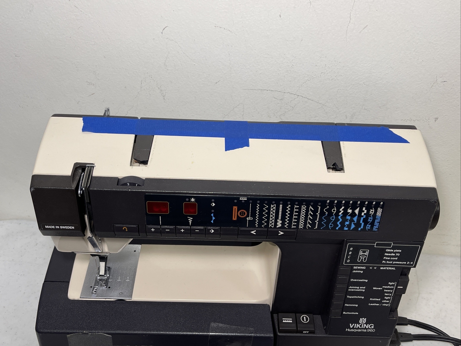 Vintage Husqvarna Viking 960 Computerized Embroidery Machine Sewing Machine