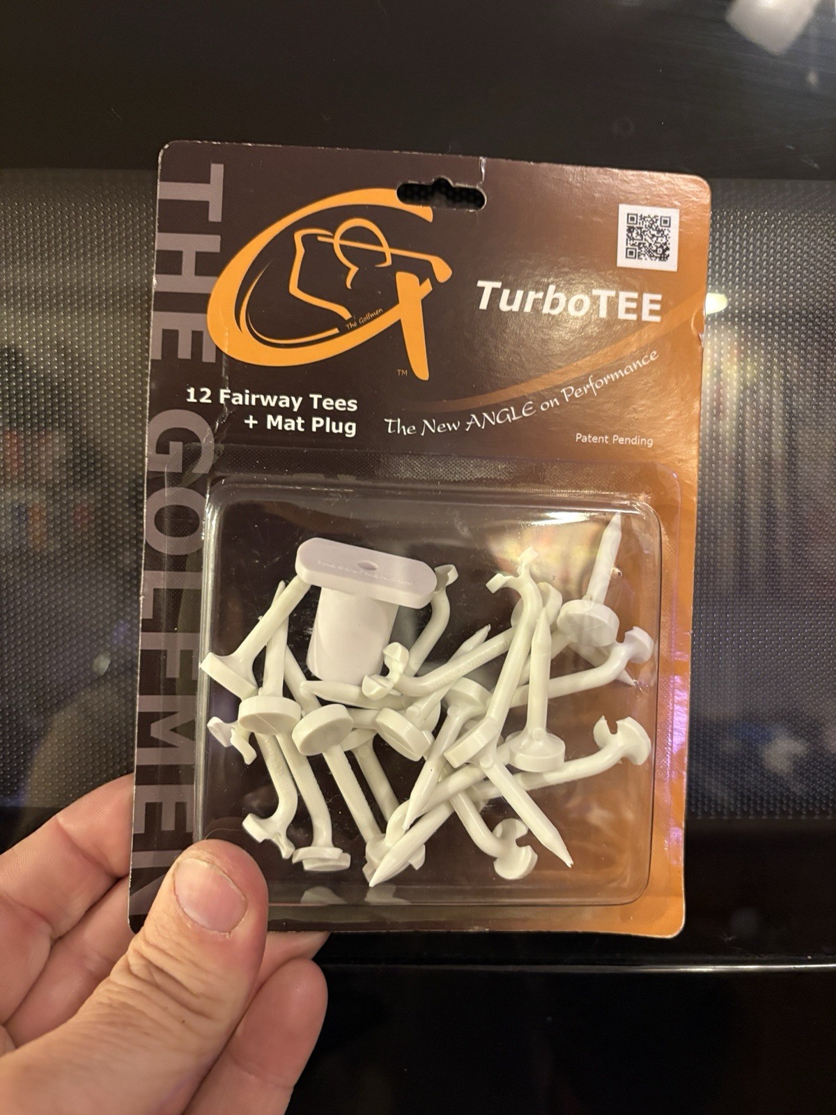 The Golfmen TurboTEE 12 Fairway Tees + Mat Plug White Plastic
