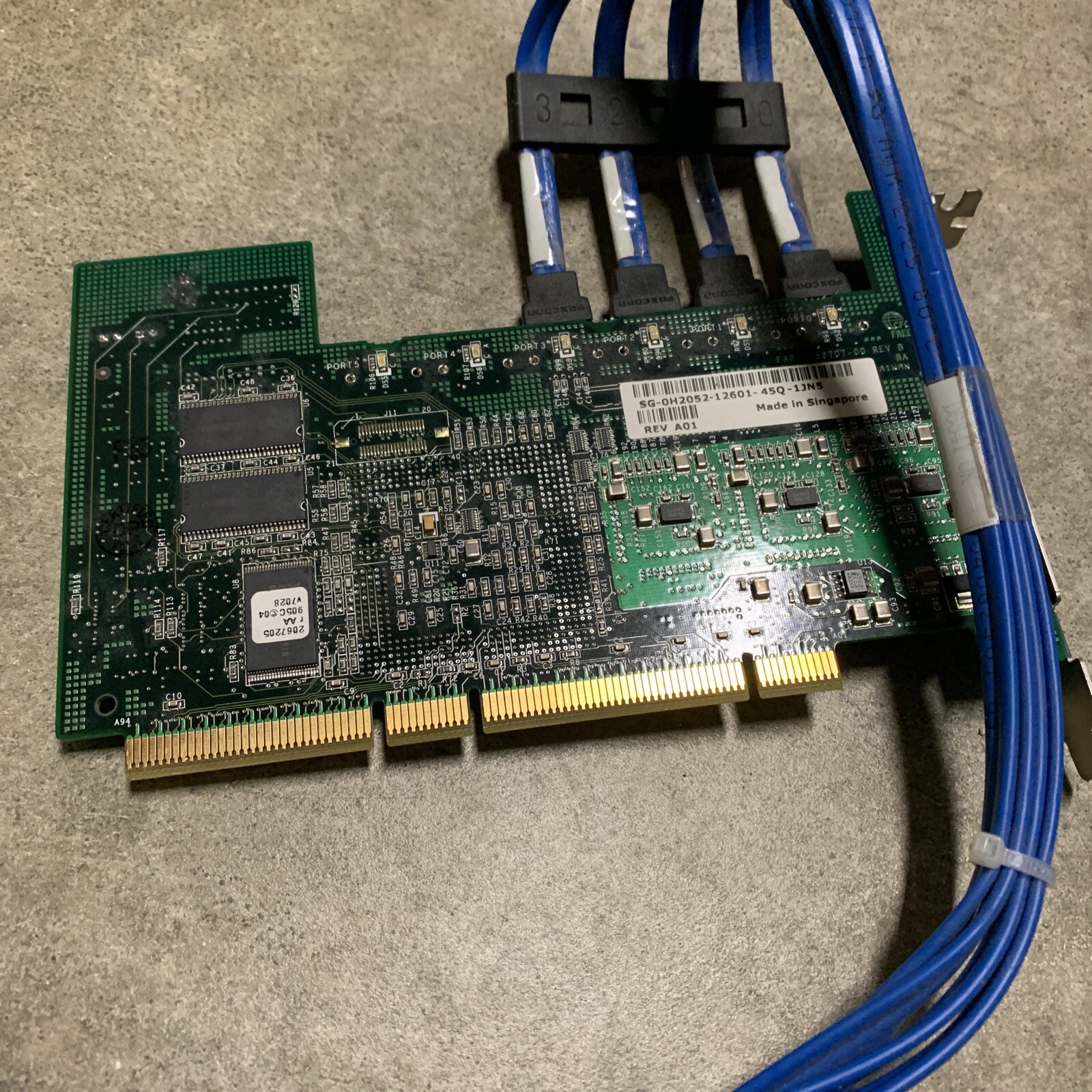 DELL D9872 PCI SATA RAID CONTROLLER ADAPTEC AAR-2610SA/64MB/DELL3 W/CABLES