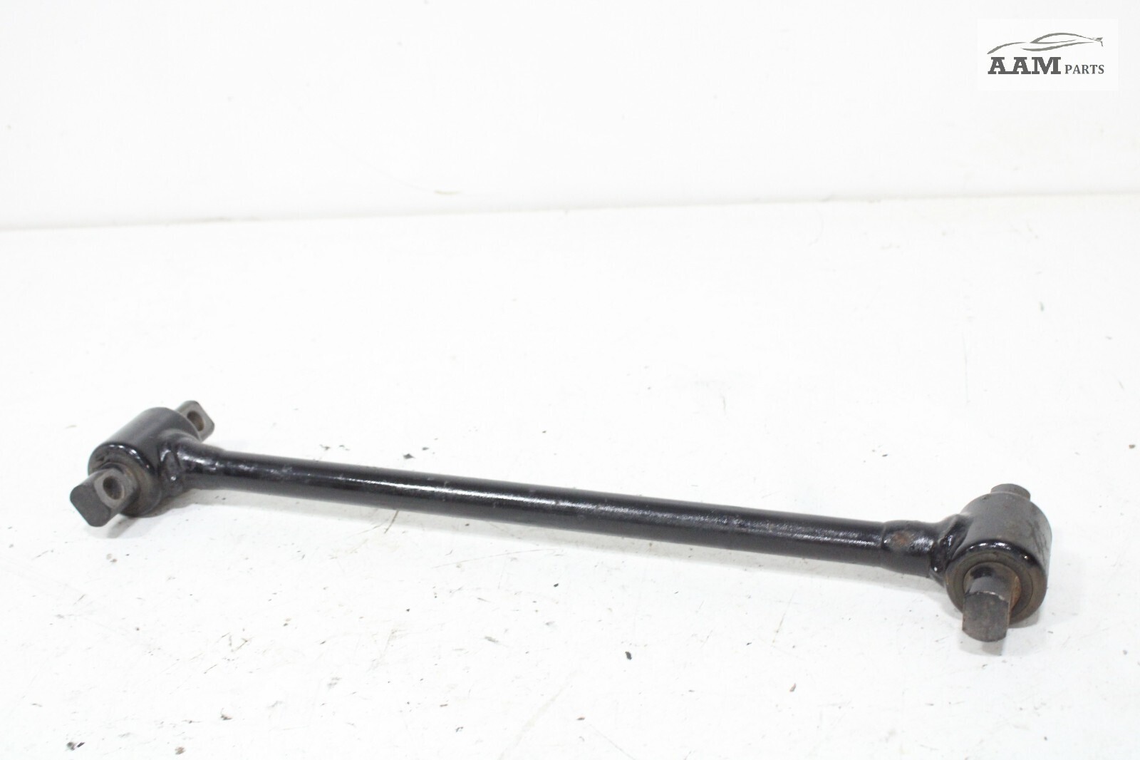 2018-2024 FREIGHTLINER CASCADIA REAR FORWARD SUSPENSION CONTROL TRACK BAR OEM