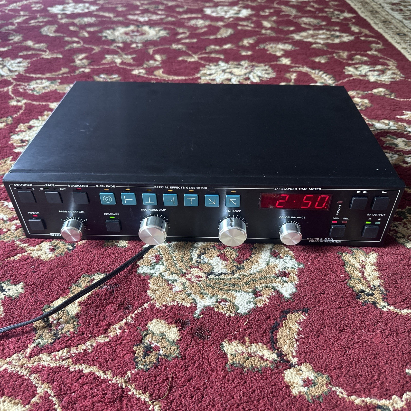 VIP Video Interface Products Hybrid-8 S.E.G. Video Duplicator w Special Effects