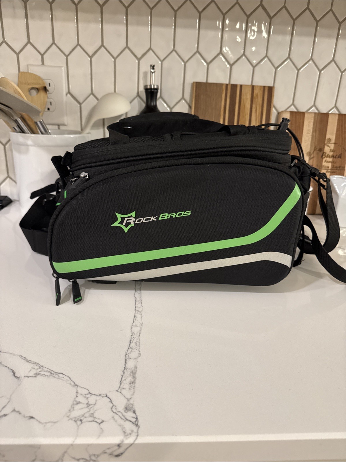 ROCKBROS Bike Trunk Bag 17L-35L Bike Rear Rack Bag Waterproof With Rain Cover