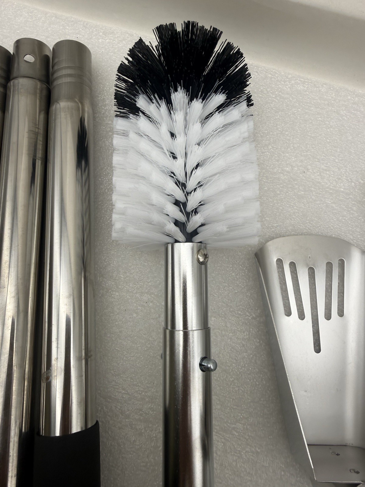 Gutter Cleaning Tools, 6.4FT Gutter Cleaner with Pole & Gutter Brush, *READ...