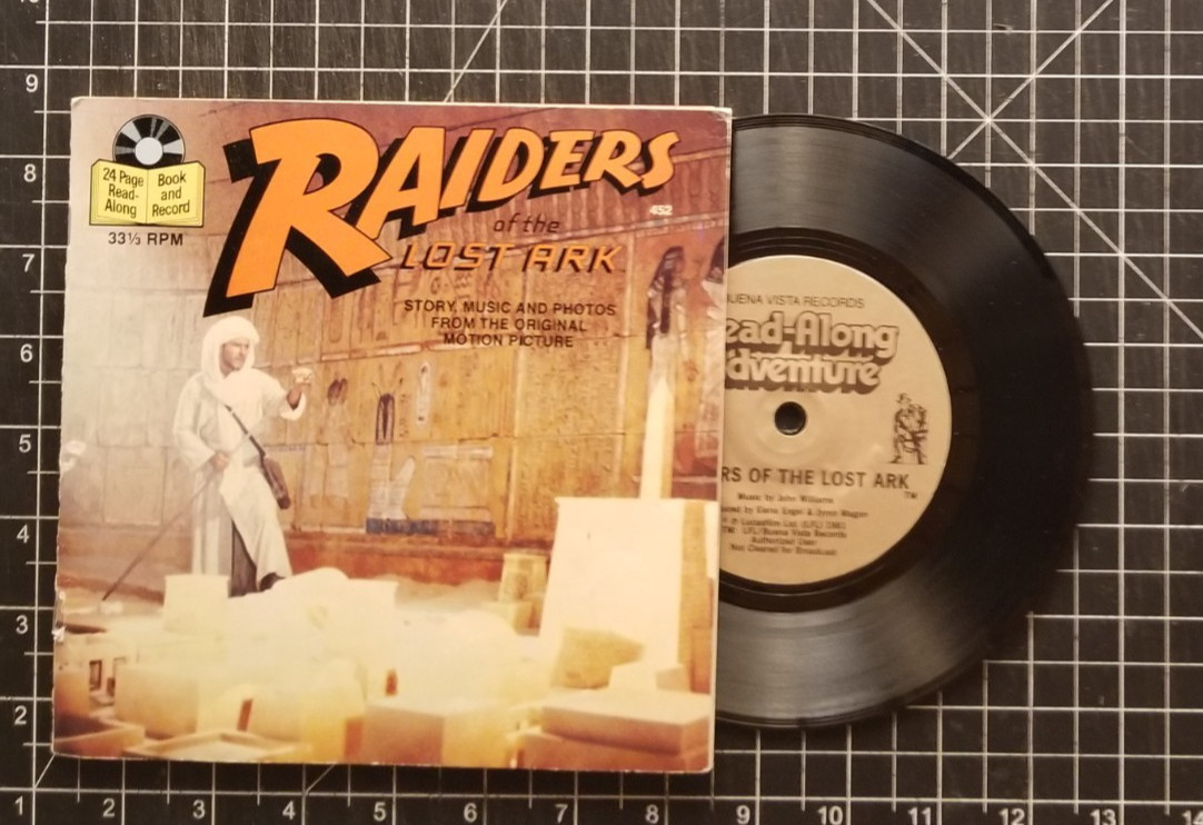 RAIDERS OF THE LOST ARK 7" RECORD & BOOK 1981 VG+/ VG+ Lucasfilm 452 VINYL
