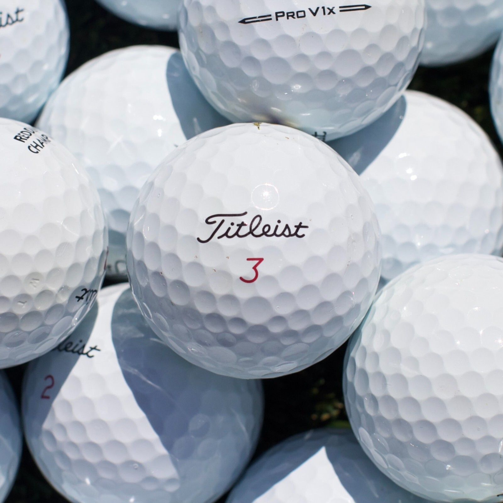 48 Titleist Pro V1x Used Golf Balls Near Mint 4A / AAAA Quality FREE SHIPPING