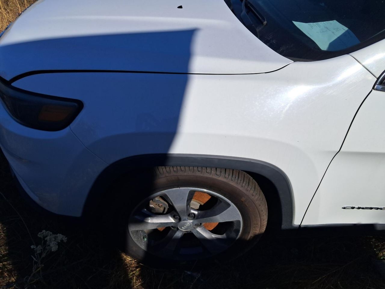 CHEROKEE 2019 Glove Box 4858463