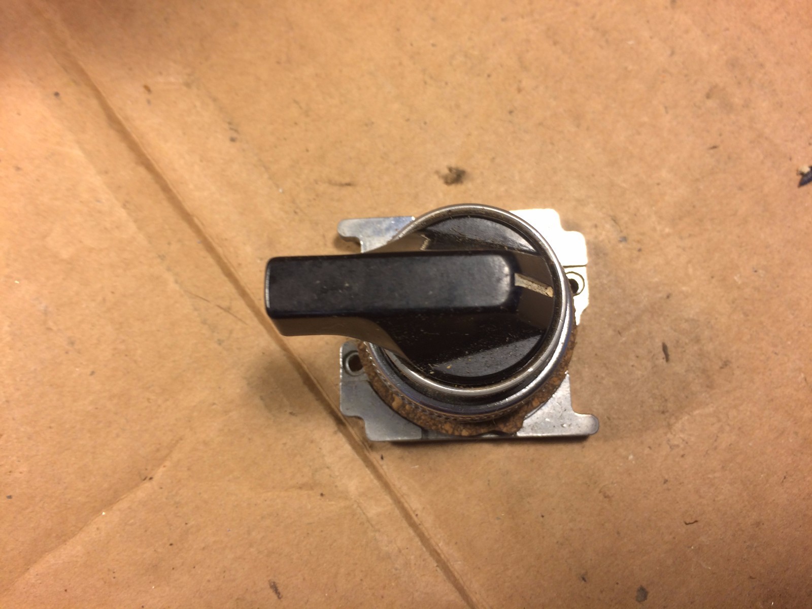 New Cutler-Hammer Selector Switch 10250 T3022 A3 (Qty Avail) NOS