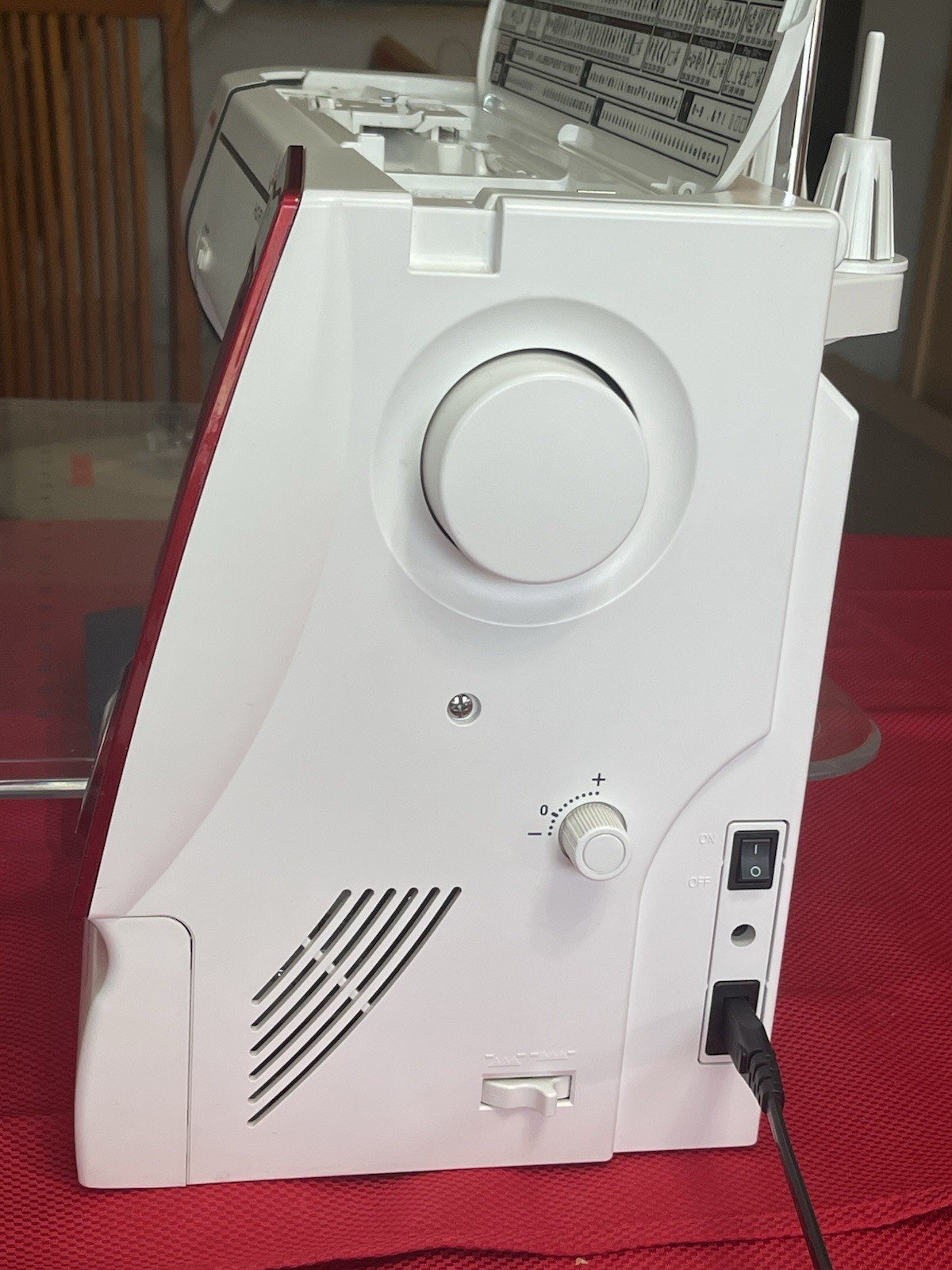 Janome Horizon Memory Craft 7700 QCP Computerized Sewing Machine
