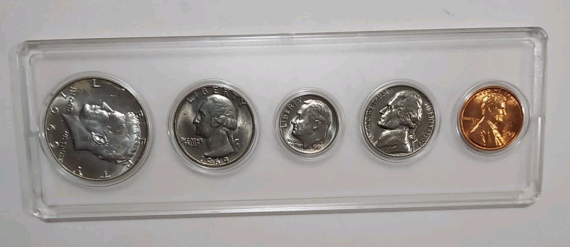 1969 Kennedy Half Dollar Mint Set UNC 5 US Coins 50C, 25C, 10C, 5C, 1C