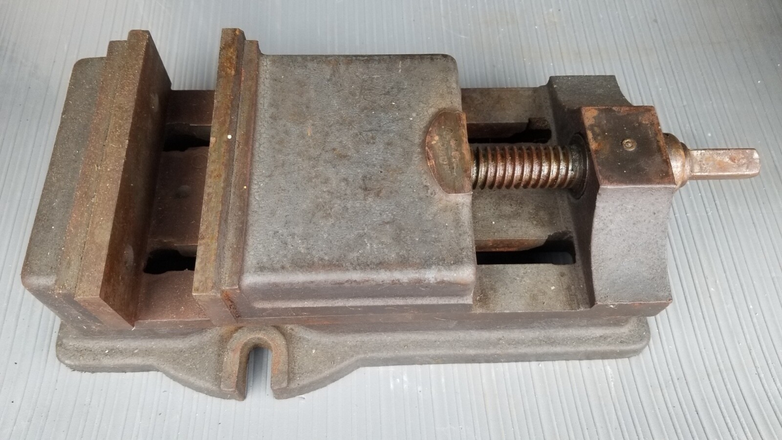 Nice Antique L-W Chuck Co. 6" Milling Vise Quality!