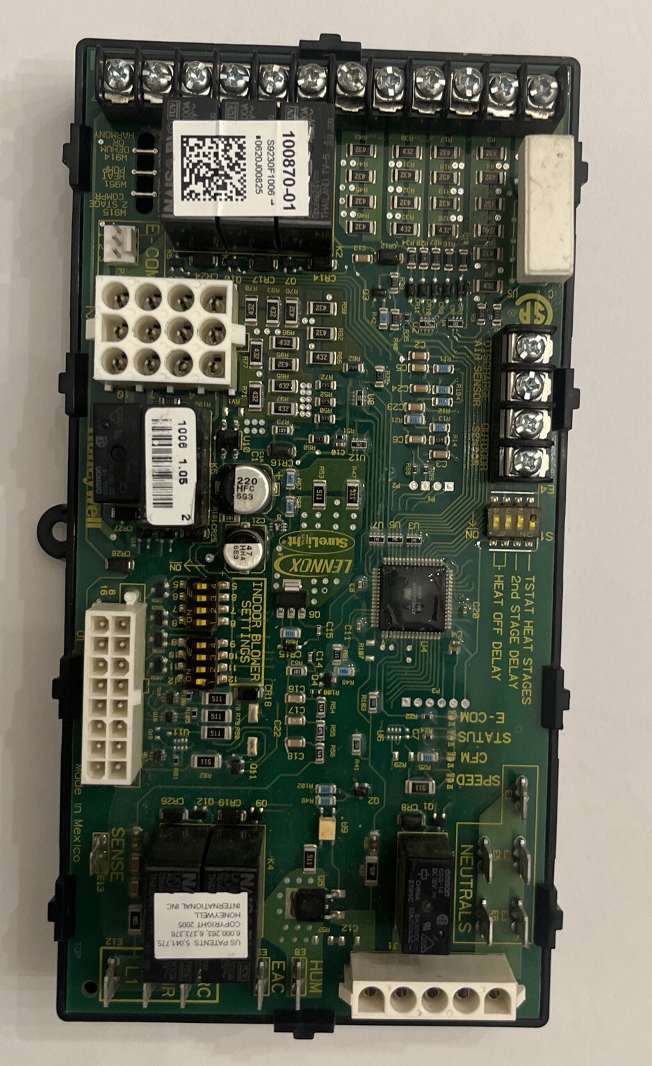 LENNOX 100870-01 SureLight Control Circuit Board Honeywell S9230F1006 used