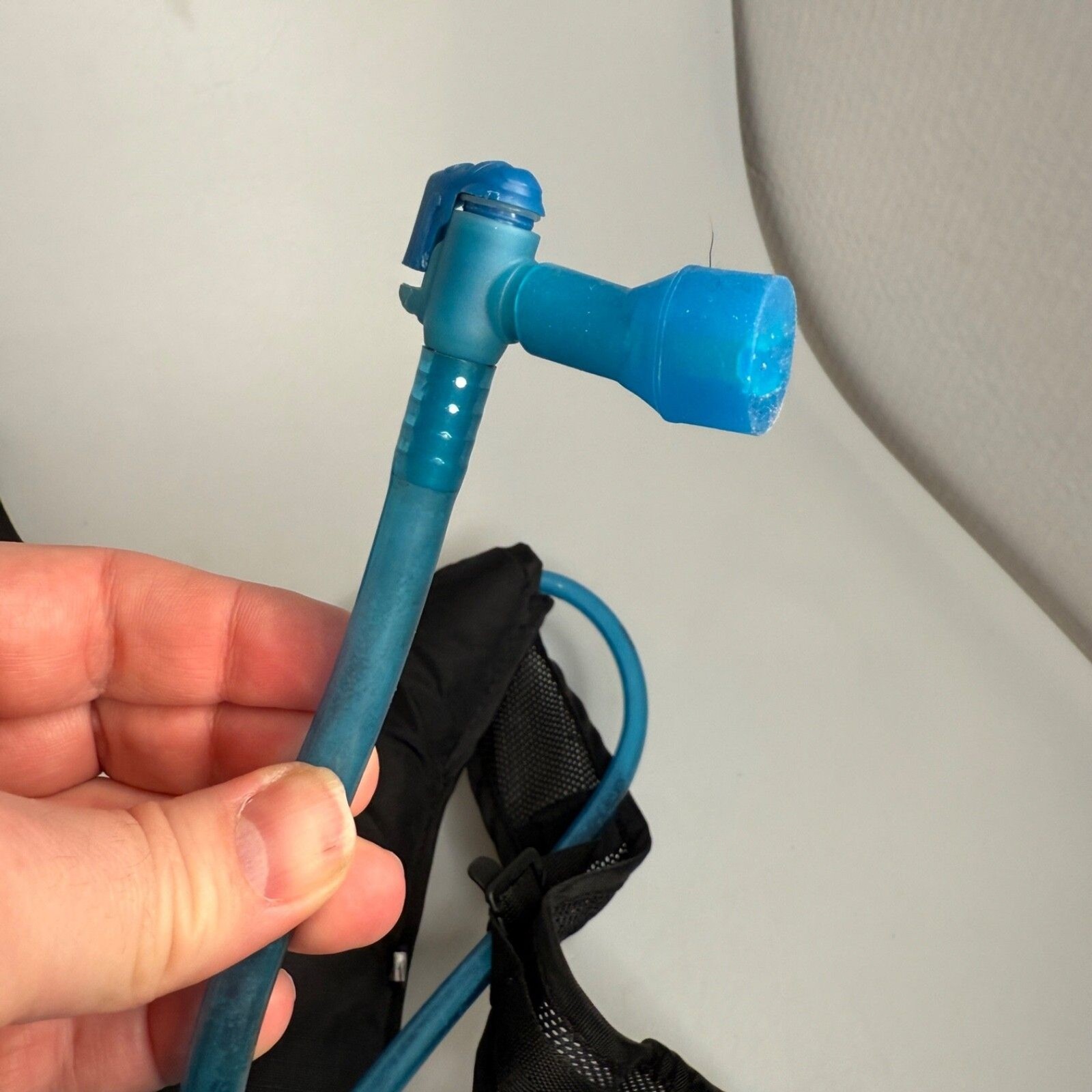 CamelBak Hydrobak 1.5L/50oz – Blue/Black Hydration Pack-