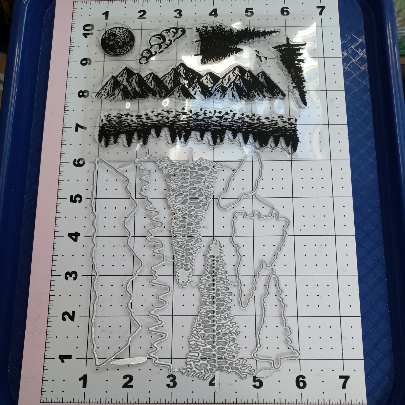 Universal Die Cut Tool Thin Metal Emboss Acrylic Stamp Mountain Pine Moon Range