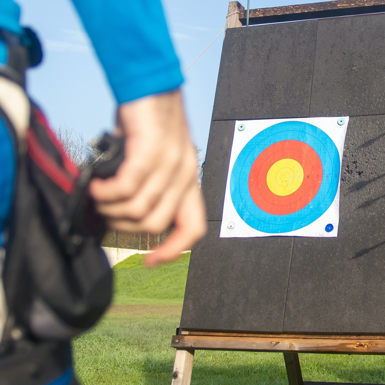 Archery Target Paper 16 Inch, 20 Pack Half Ring Bow Arrow Target Face